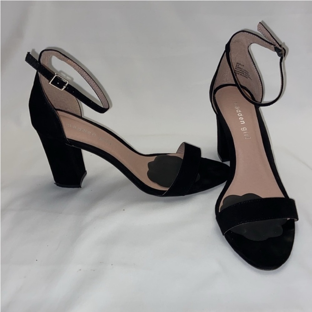 Madden Girl black ankle strap sandal 8.5M